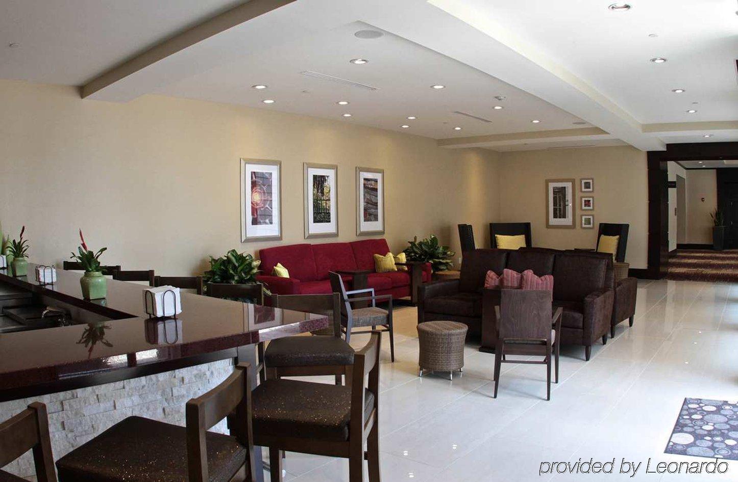 Hilton Garden Inn Victoria Exterior photo